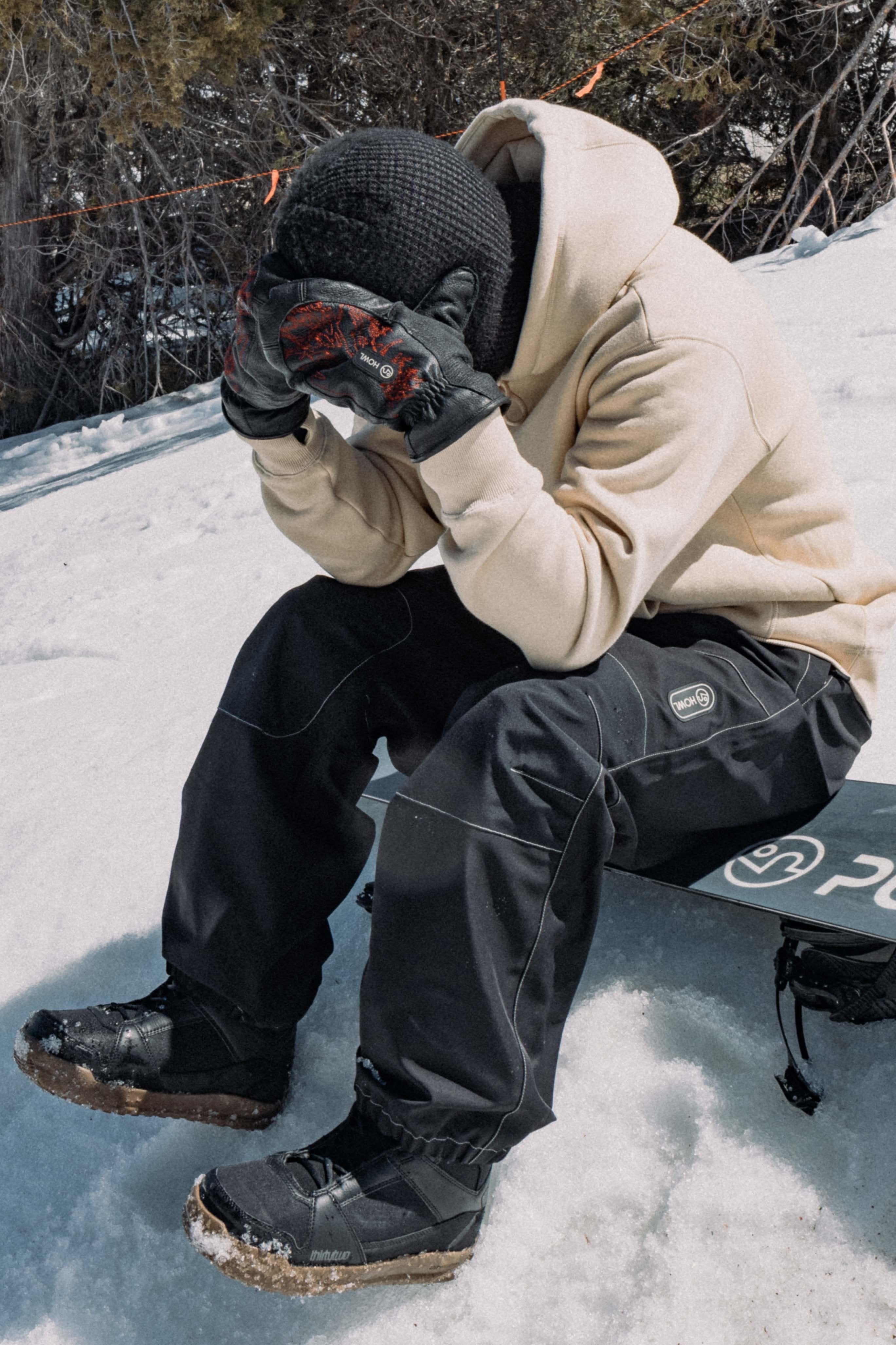 PUBLIC X HOWL – PUBLIC snowboards