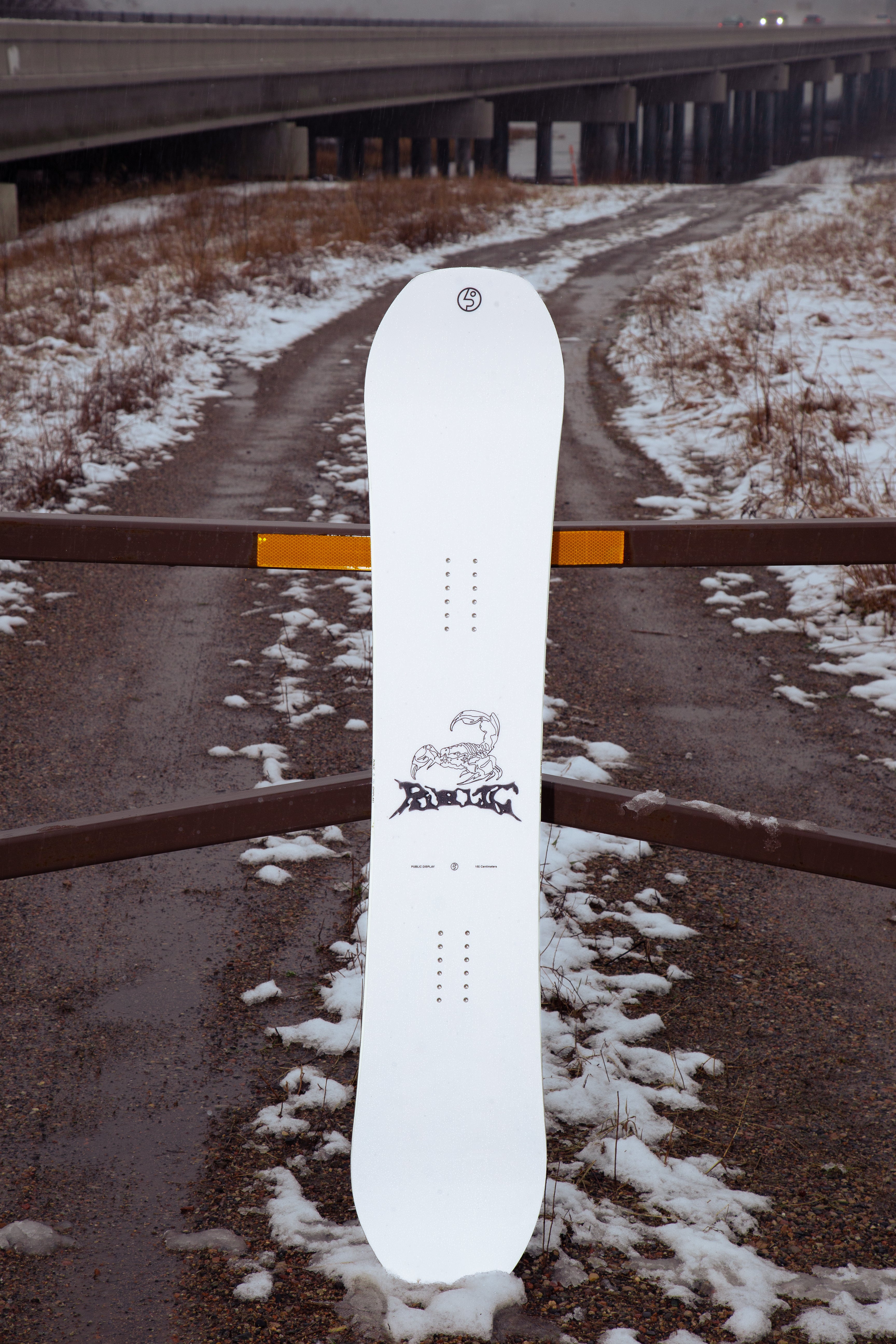 PUBLIC Display 156 – PUBLIC snowboards